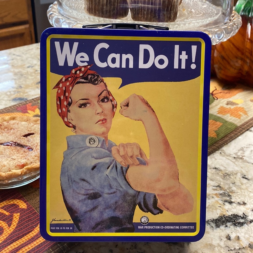 Rosie The Riveter Lunch Box We Can Do It Excellent condition